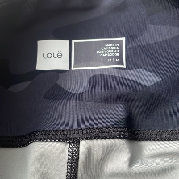 LOLE camo workout leggings. Size medium - Picture 2 of 2
